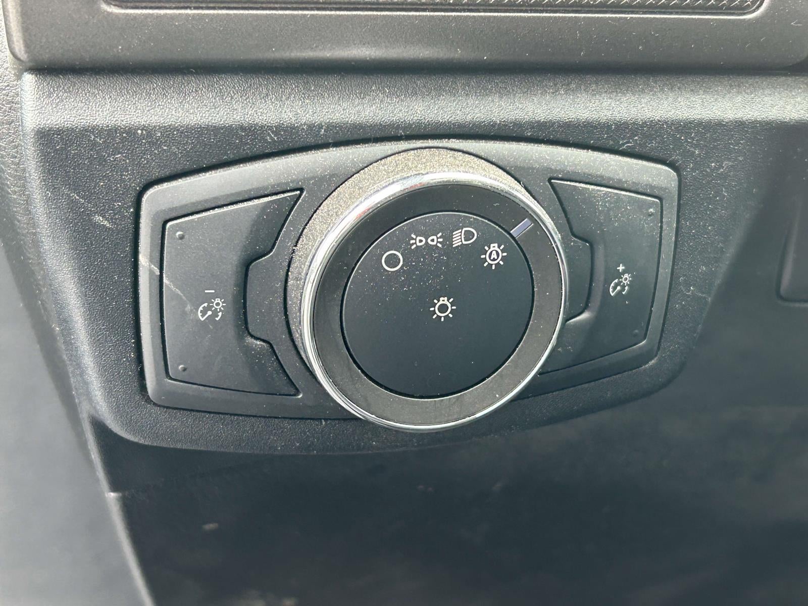 2020 Ford Fusion SE FWD