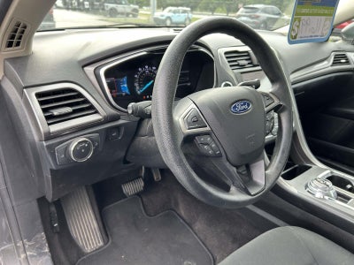 2020 Ford Fusion SE FWD