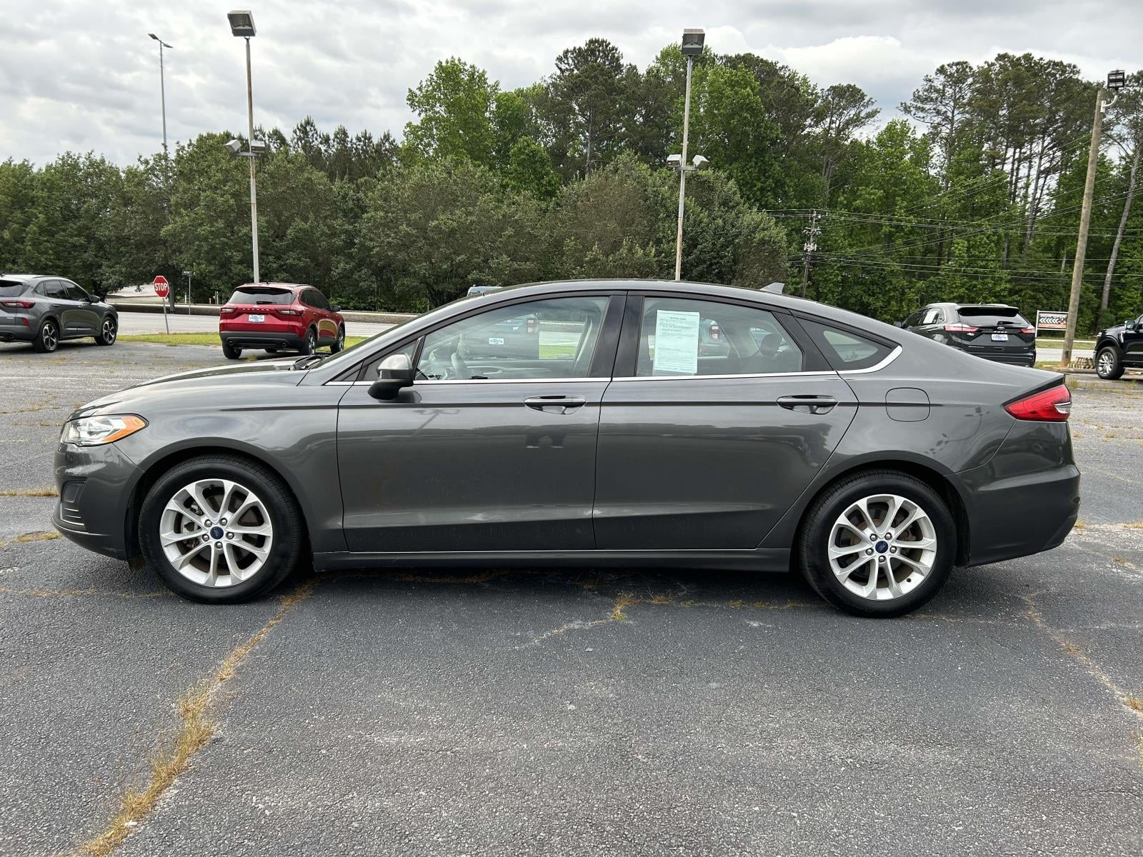 2020 Ford Fusion SE FWD
