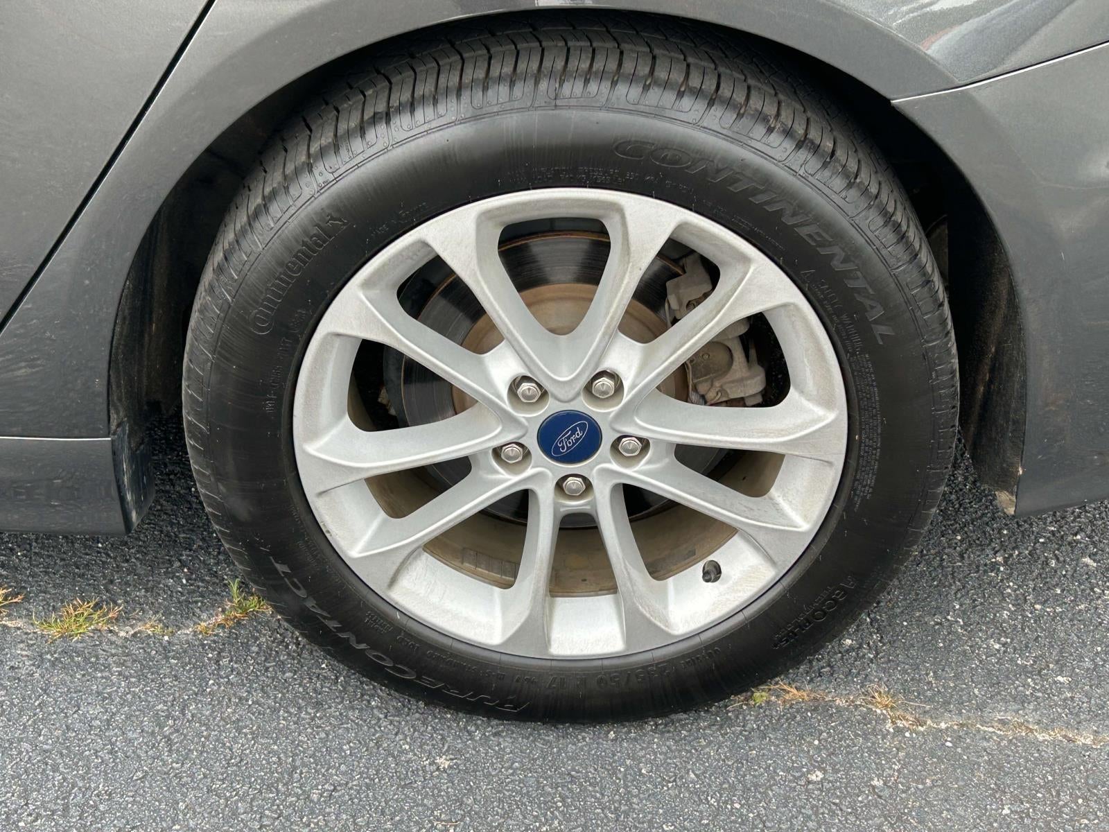 2020 Ford Fusion SE FWD