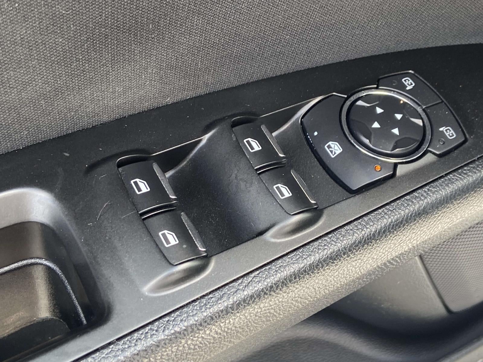 2018 Ford Fusion SE FWD