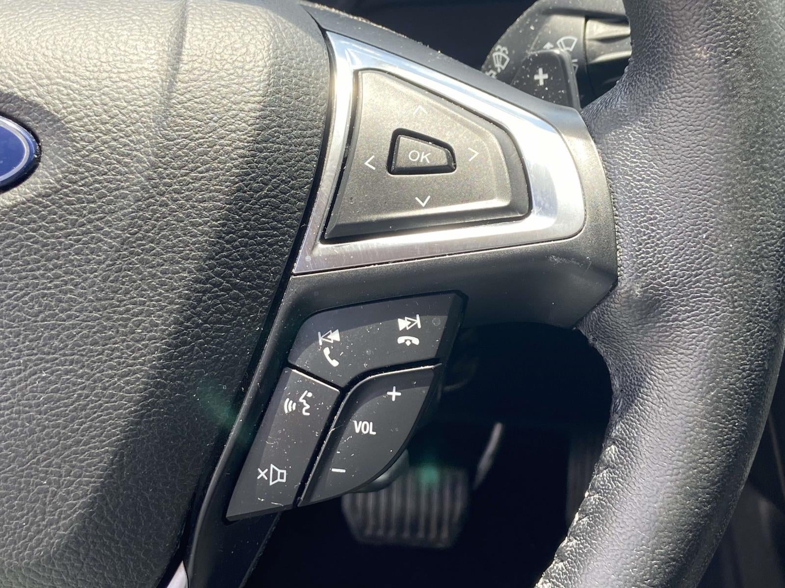 2018 Ford Fusion SE FWD