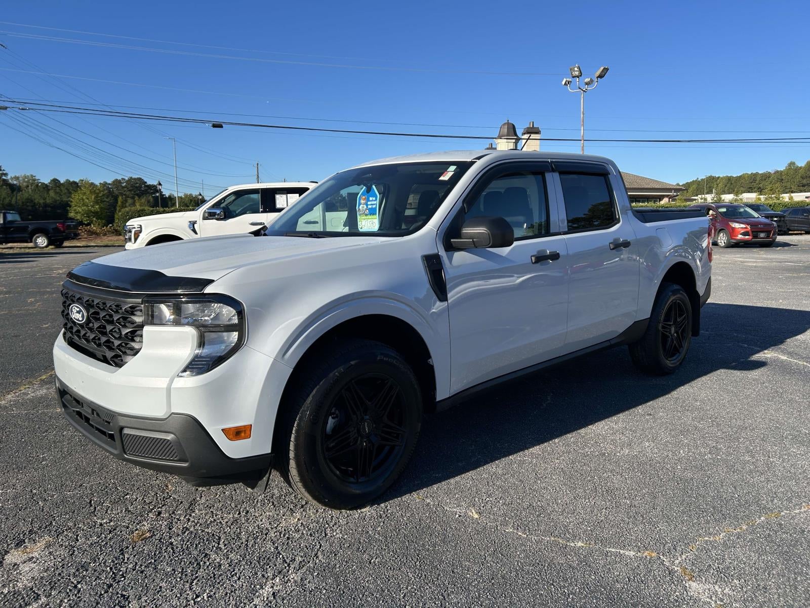 2025 Ford Maverick XL FWD SuperCrew