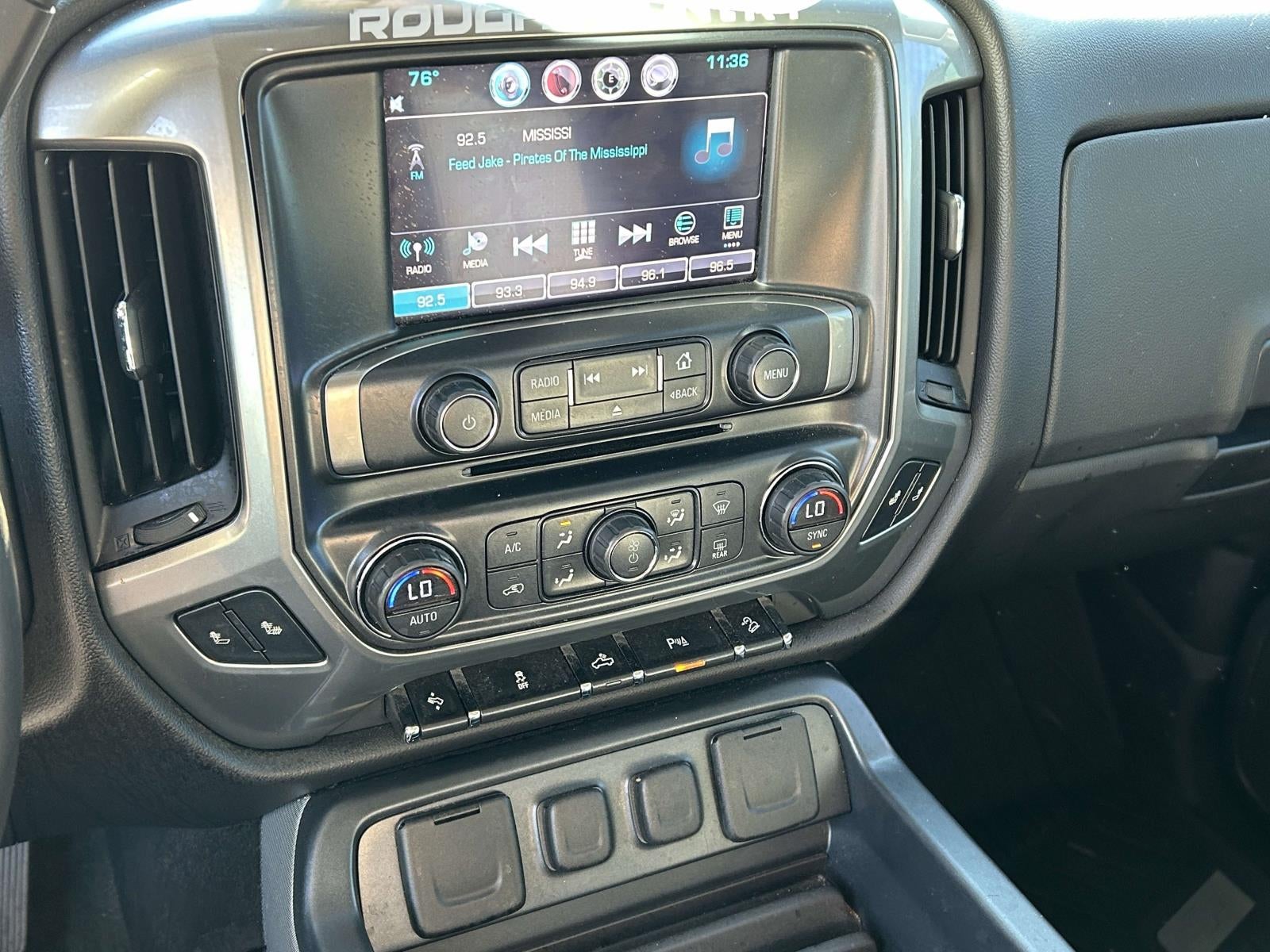 2016 Chevrolet Silverado 1500 4WD Crew Cab 143.5 LT w/2LT