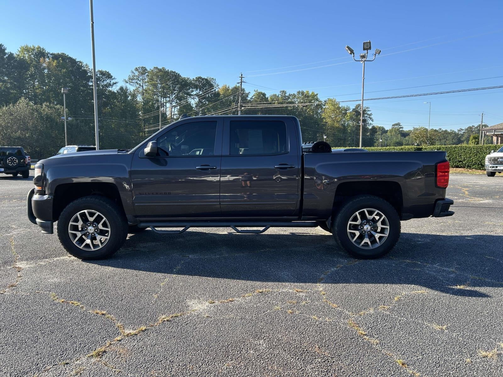 2016 Chevrolet Silverado 1500 4WD Crew Cab 143.5 LT w/2LT