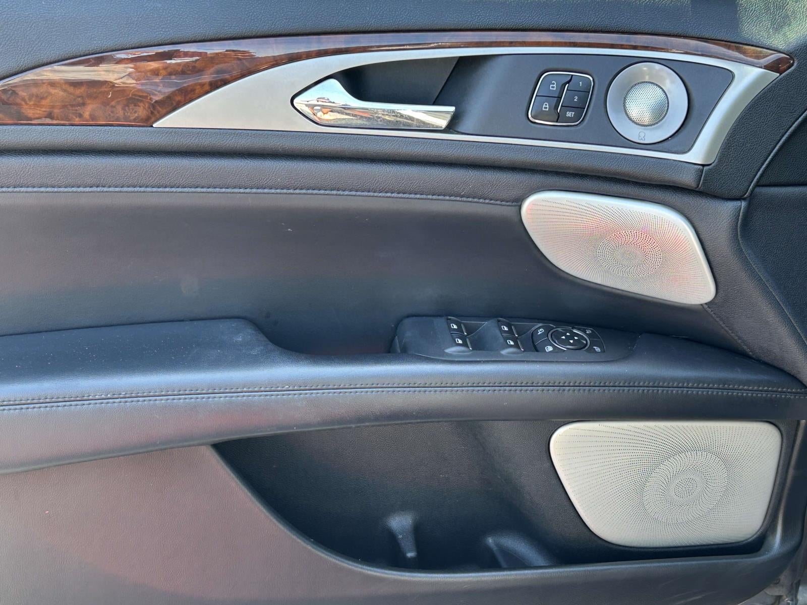 2017 Lincoln MKZ Reserve FWD