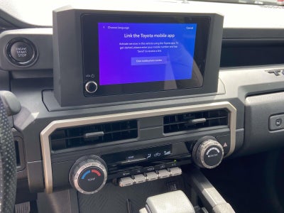 2024 Toyota Tacoma 4WD SR Double Cab 5' Bed AT (Natl)