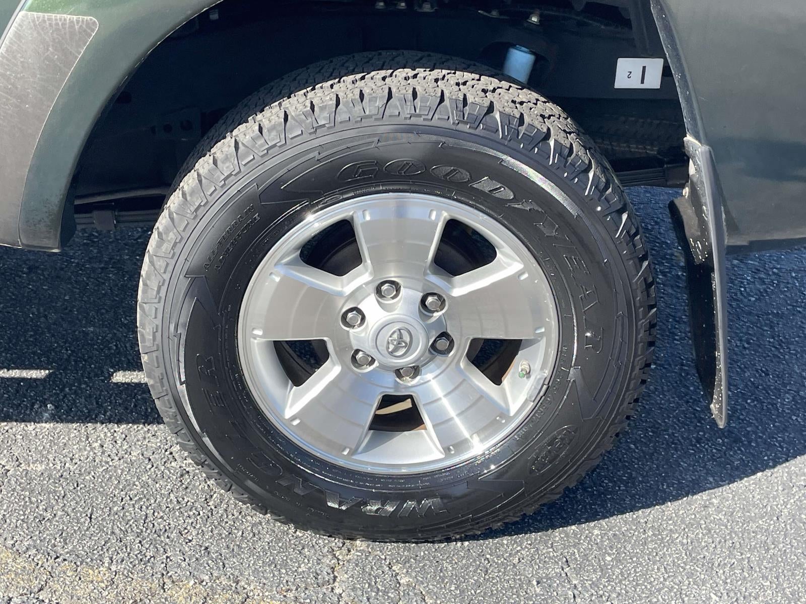 2014 Toyota Tacoma 4WD Double Cab LB V6 AT (Natl)