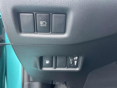 2018 Toyota C-HR XLE FWD (Natl)